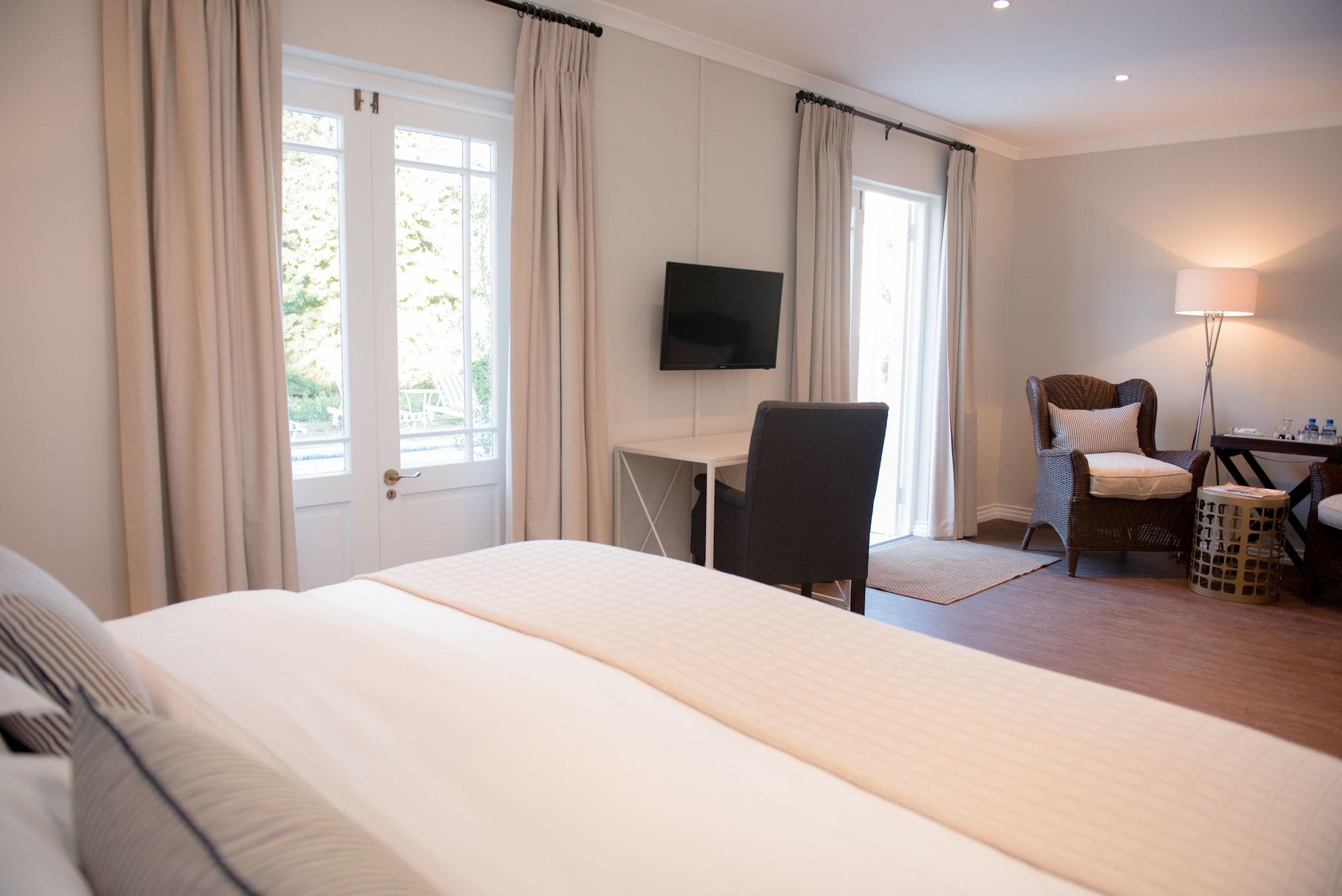River Manor Boutique Hotel By The Living Journey Collection Стеленбош Екстериор снимка