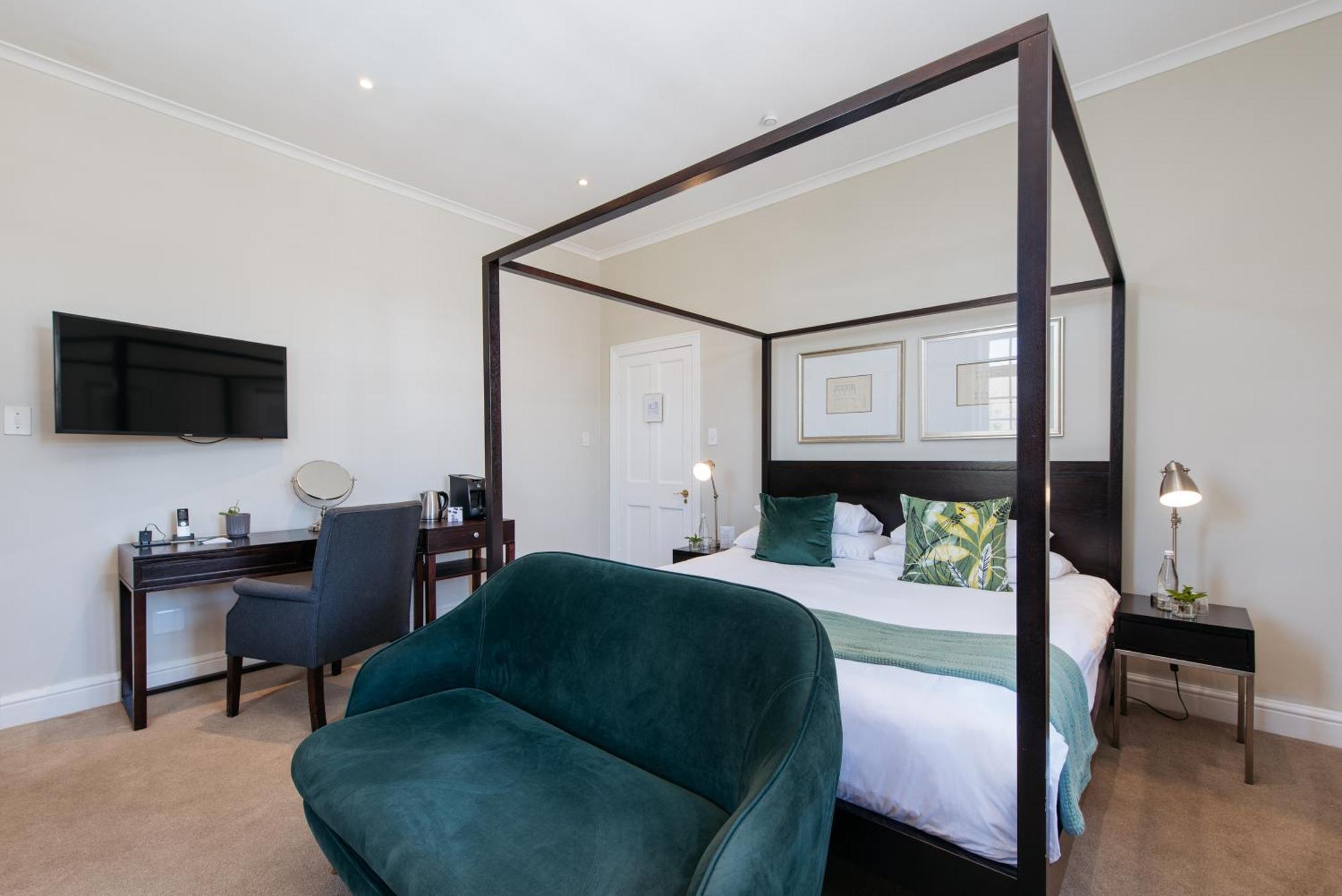 River Manor Boutique Hotel By The Living Journey Collection Стеленбош Екстериор снимка