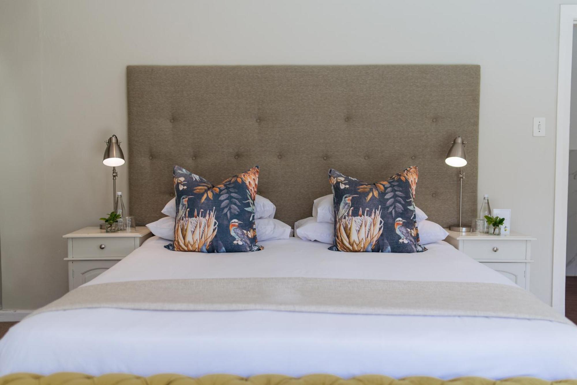 River Manor Boutique Hotel By The Living Journey Collection Стеленбош Екстериор снимка