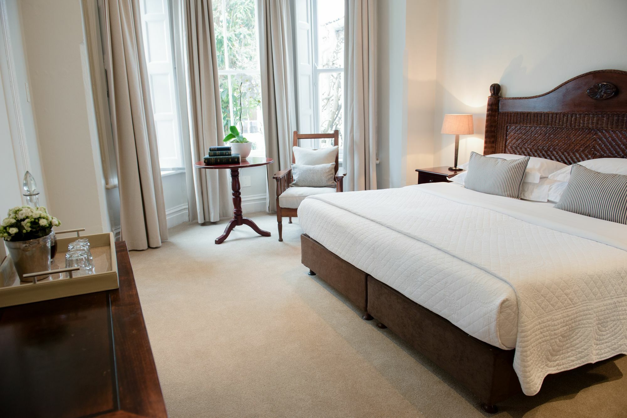River Manor Boutique Hotel By The Living Journey Collection Стеленбош Екстериор снимка