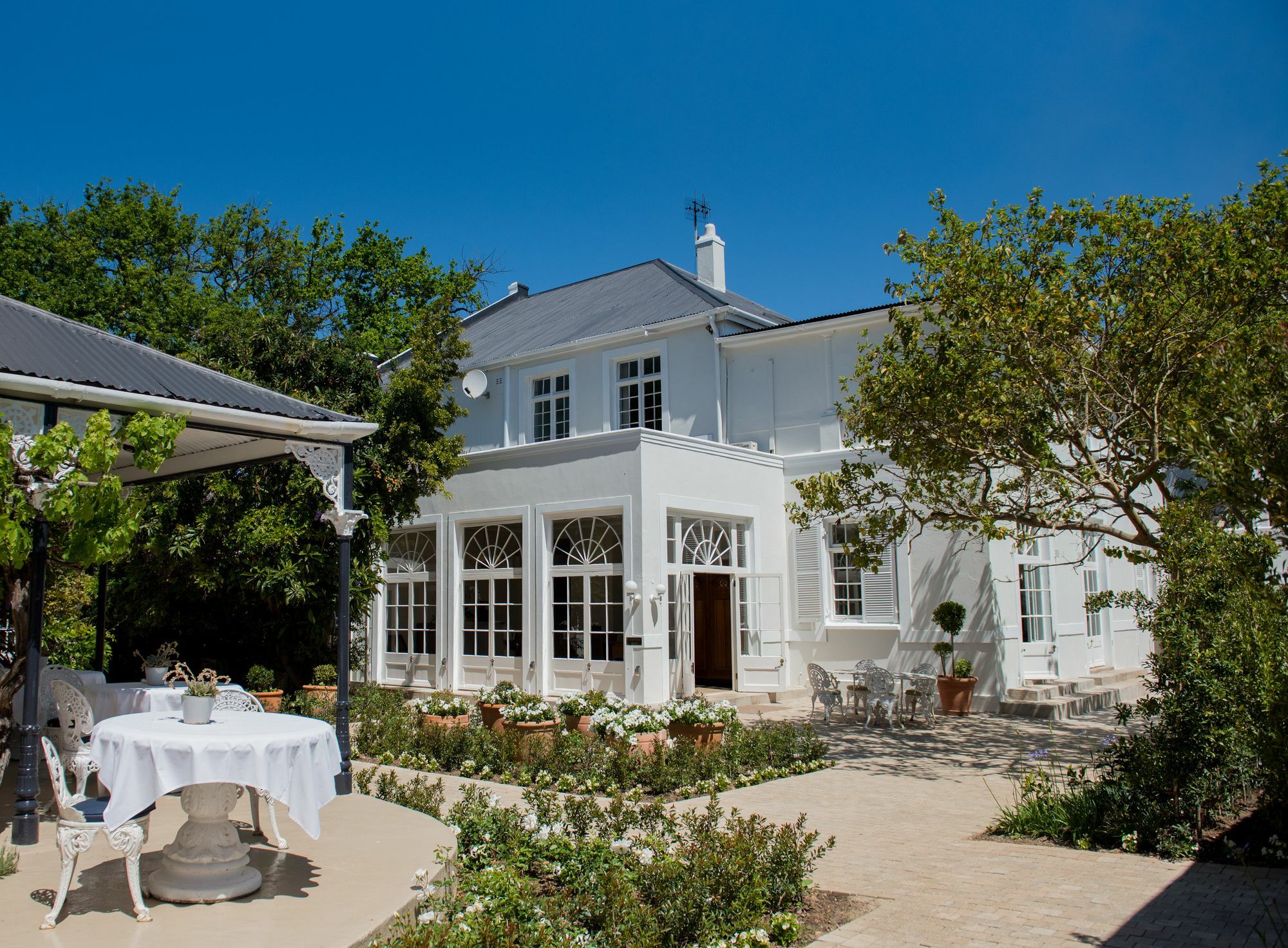 River Manor Boutique Hotel By The Living Journey Collection Стеленбош Екстериор снимка